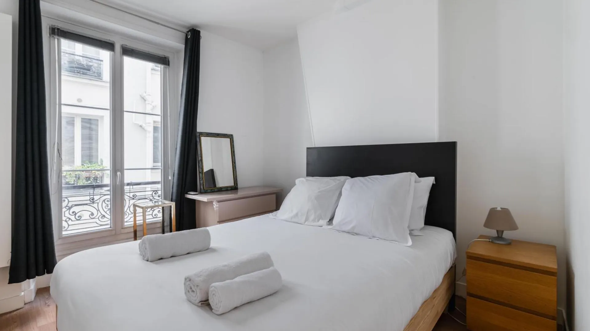 Appartement Entre Moulin-Rouge Et Sacre-Coeur contacts